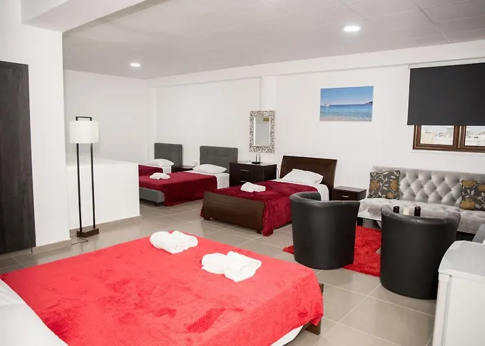 Central Luxury Studios